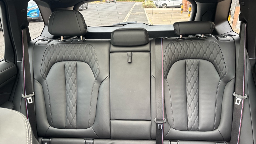 BMW X5 xDrive50e M Sport 5dr Auto Estate - Image 15