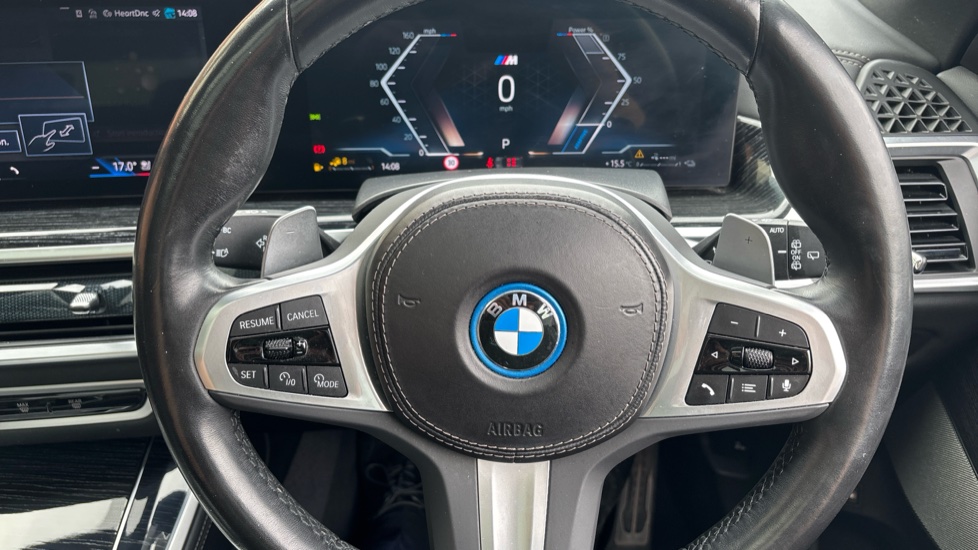 BMW X5 xDrive50e M Sport 5dr Auto Estate - Image 21