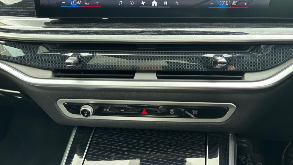 BMW X5 xDrive50e M Sport 5dr Auto Estate - Image 46