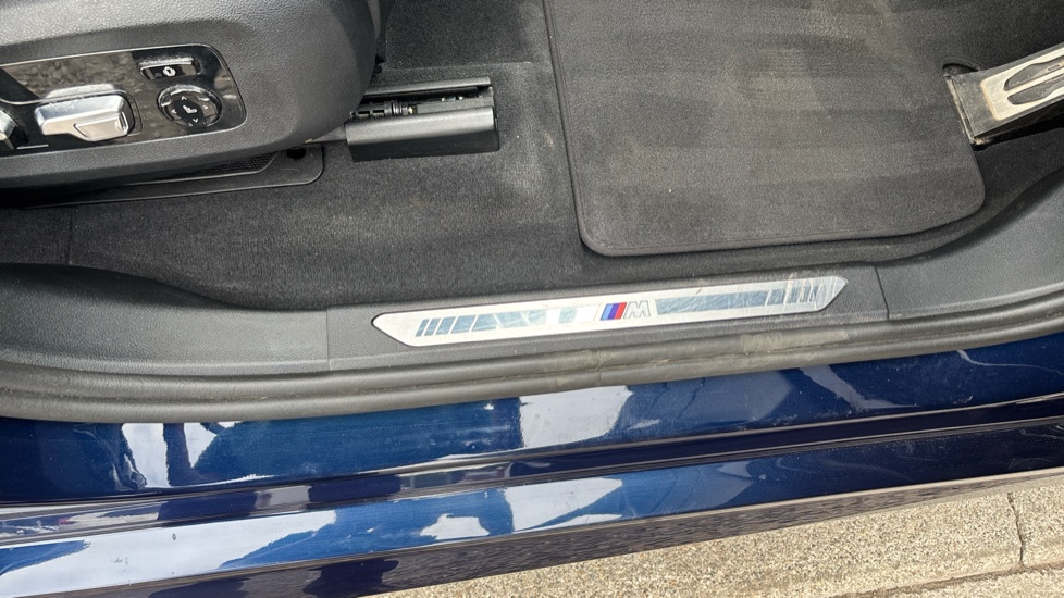 BMW X5 xDrive50e M Sport 5dr Auto Estate - Image 58
