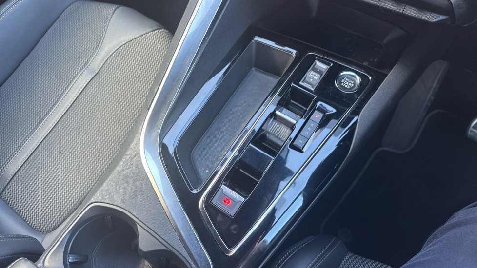 Peugeot 5008 1.5 BlueHDi GT 5dr EAT8 Diesel Estate - Image 28
