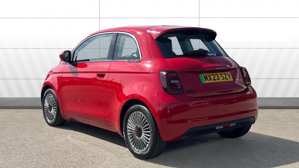 Fiat 500 70kW Red 24kWh 3dr Auto Electric Hatchback - Image 2