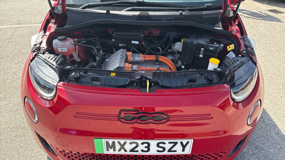 Fiat 500 70kW Red 24kWh 3dr Auto Electric Hatchback - Image 8