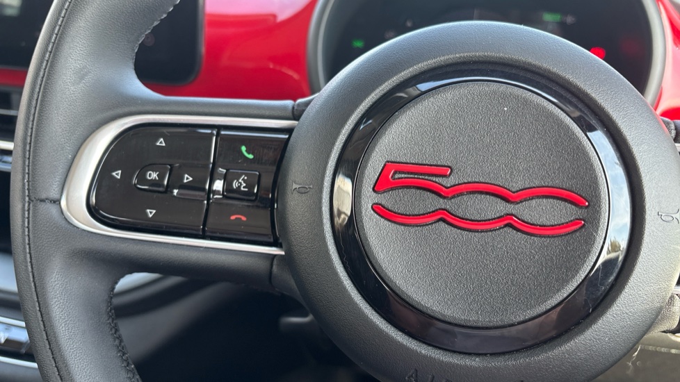 Fiat 500 70kW Red 24kWh 3dr Auto Electric Hatchback - Image 24