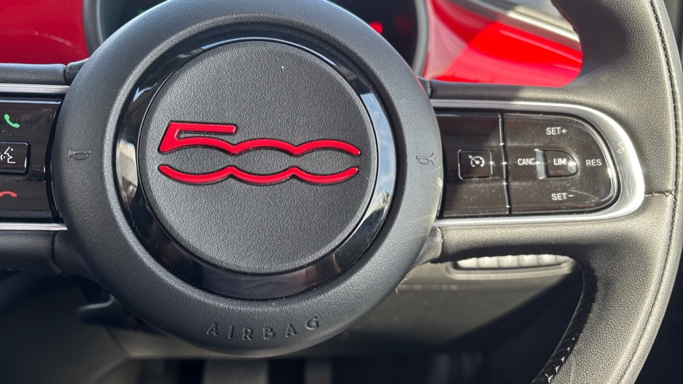 Fiat 500 70kW Red 24kWh 3dr Auto Electric Hatchback - Image 26