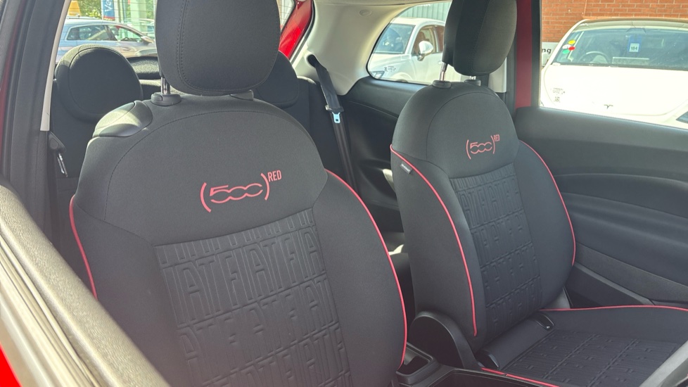 Fiat 500 70kW Red 24kWh 3dr Auto Electric Hatchback - Image 30
