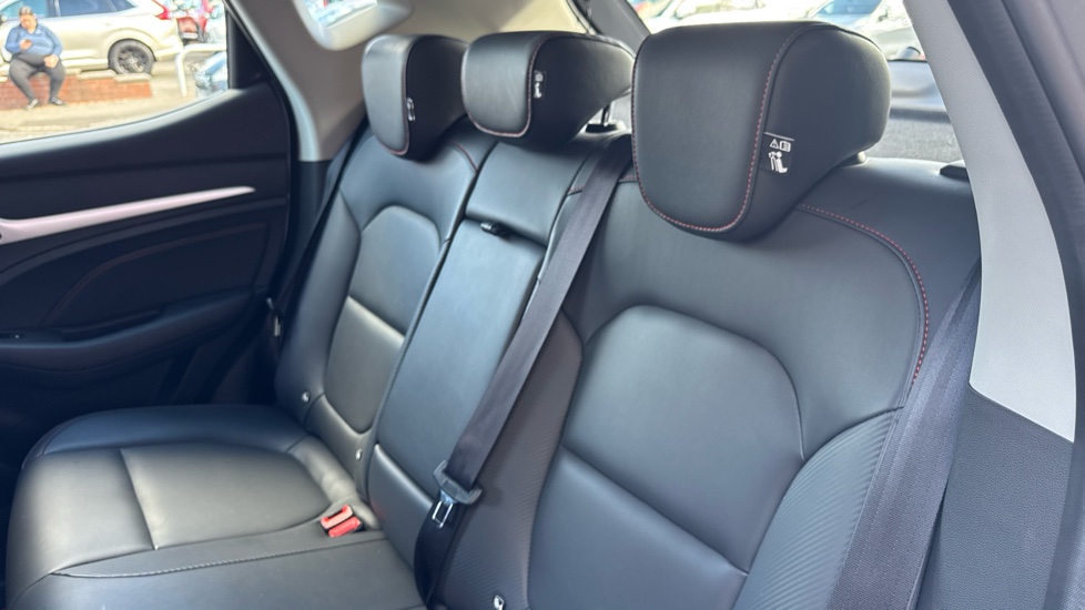 MG ZS 130kW Trophy EV 51kWh 5dr Auto Electric Hatchback - Image 16