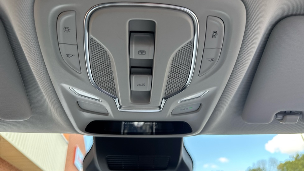 MG ZS 130kW Trophy EV 51kWh 5dr Auto Electric Hatchback - Image 36