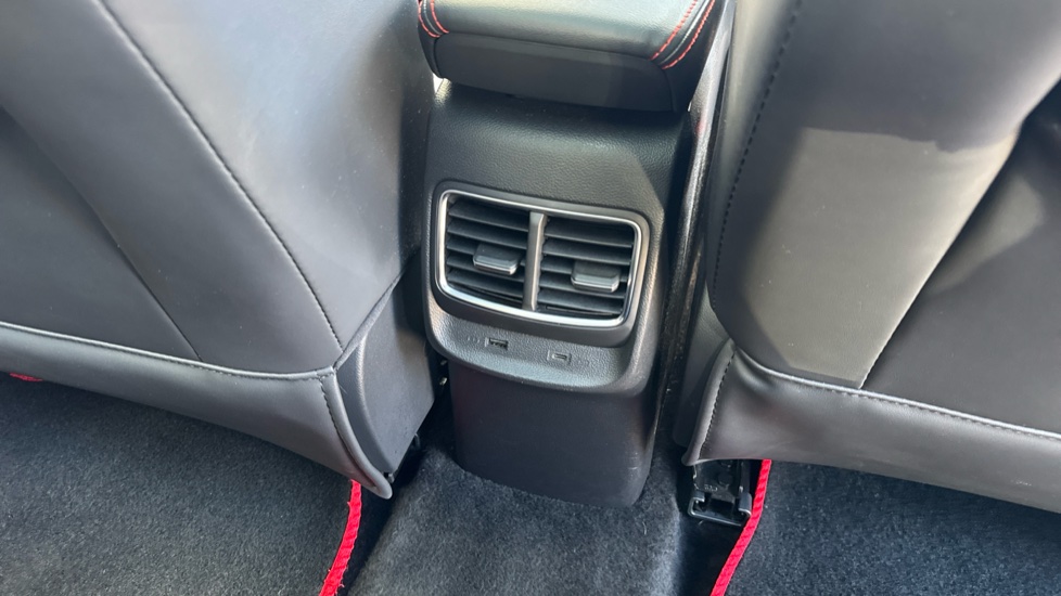 MG ZS 130kW Trophy EV 51kWh 5dr Auto Electric Hatchback - Image 44