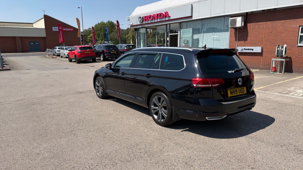 Volkswagen Passat 2.0 TDI SE Business 5dr DSG [7 Speed] Diesel Estate - Image 26