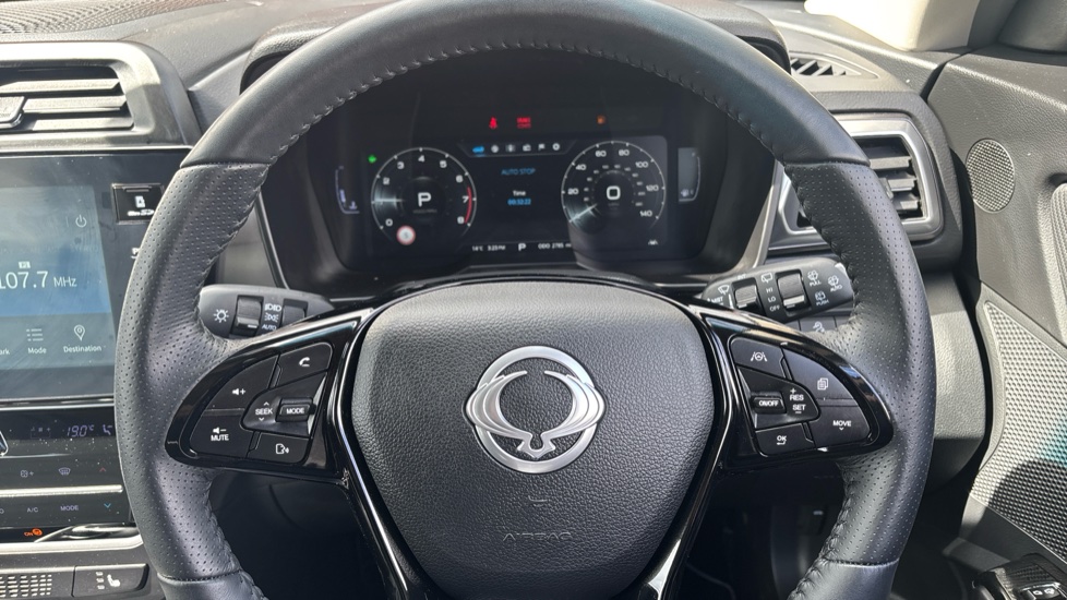 Kgm Tivoli 1.5 K40 5dr Auto Petrol Hatchback - Image 21