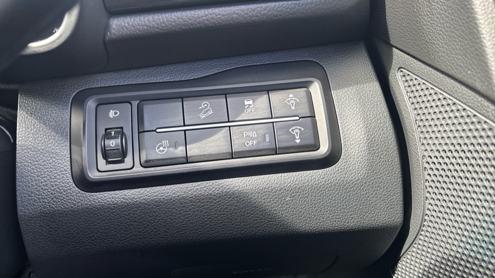 Kgm Tivoli 1.5 K40 5dr Auto Petrol Hatchback - Image 26