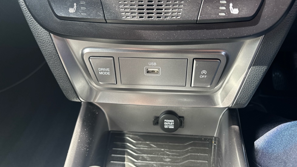 Kgm Tivoli 1.5 K40 5dr Auto Petrol Hatchback - Image 37