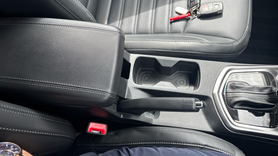 Kgm Tivoli 1.5 K40 5dr Auto Petrol Hatchback - Image 41