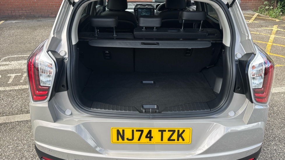 Kgm Tivoli 1.5 K40 5dr Auto Petrol Hatchback - Image 45