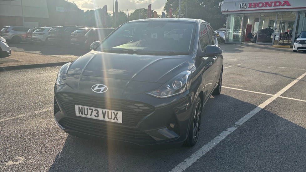 Hyundai i10 1.0 MPi Premium 5dr Petrol Hatchback - Image 49