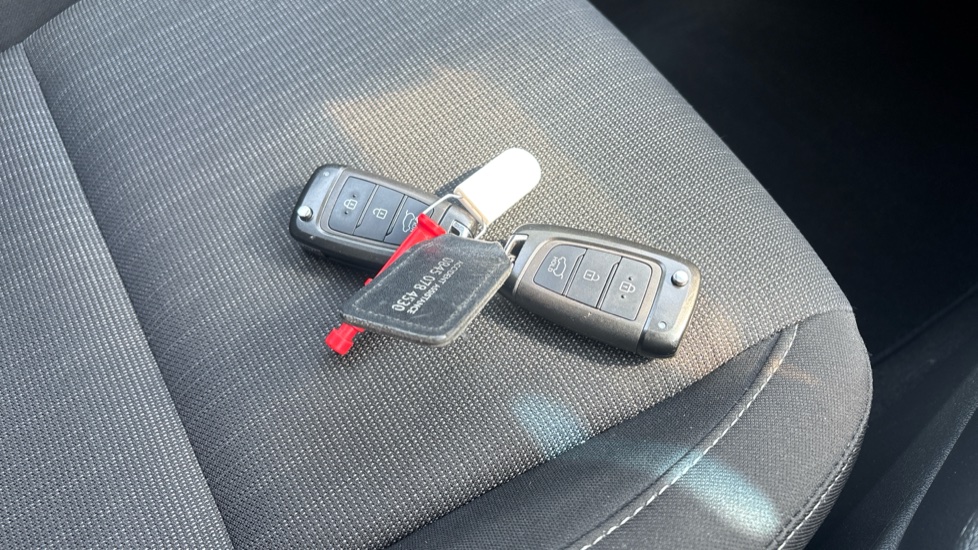 Hyundai KONA 1.6 GDi Hybrid SE Connect 5dr DCT Hybrid Hatchback - Image 20