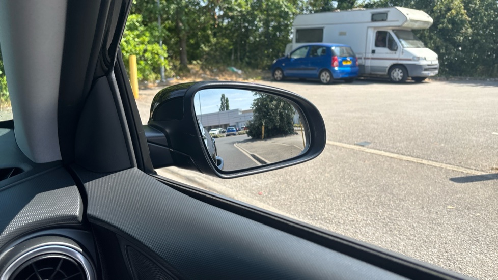 Hyundai KONA 1.6 GDi Hybrid SE Connect 5dr DCT Hybrid Hatchback - Image 30