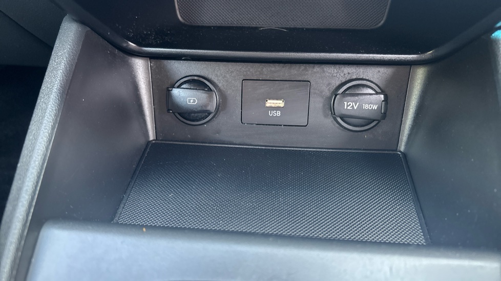 Hyundai KONA 1.6 GDi Hybrid SE Connect 5dr DCT Hybrid Hatchback - Image 43