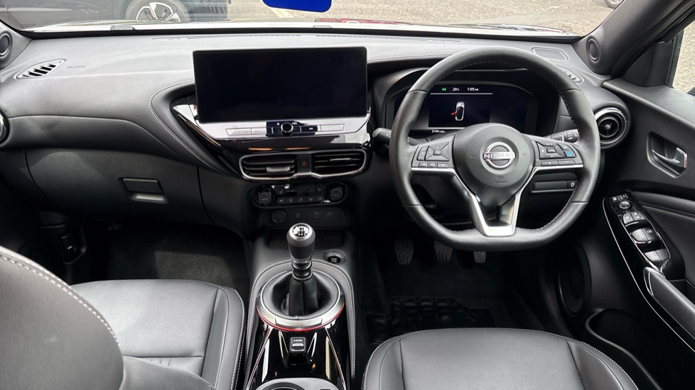 Nissan Juke 1.0 DiG-T Tekna 5dr Petrol Hatchback - Image 10