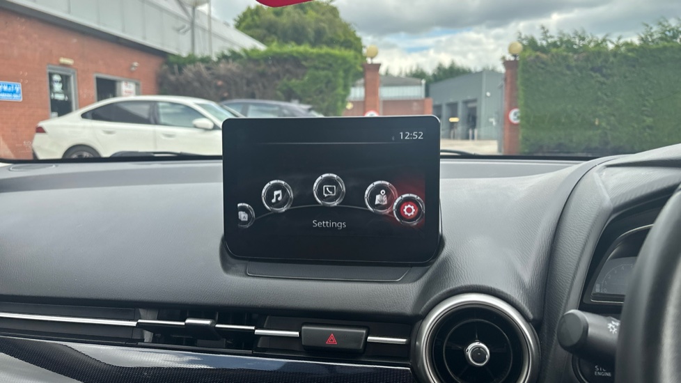 Mazda 2 1.5 Skyactiv G 75 SE-L 5dr Petrol Hatchback - Image 12