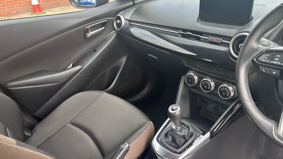Mazda 2 1.5 Skyactiv G 75 SE-L 5dr Petrol Hatchback - Image 14