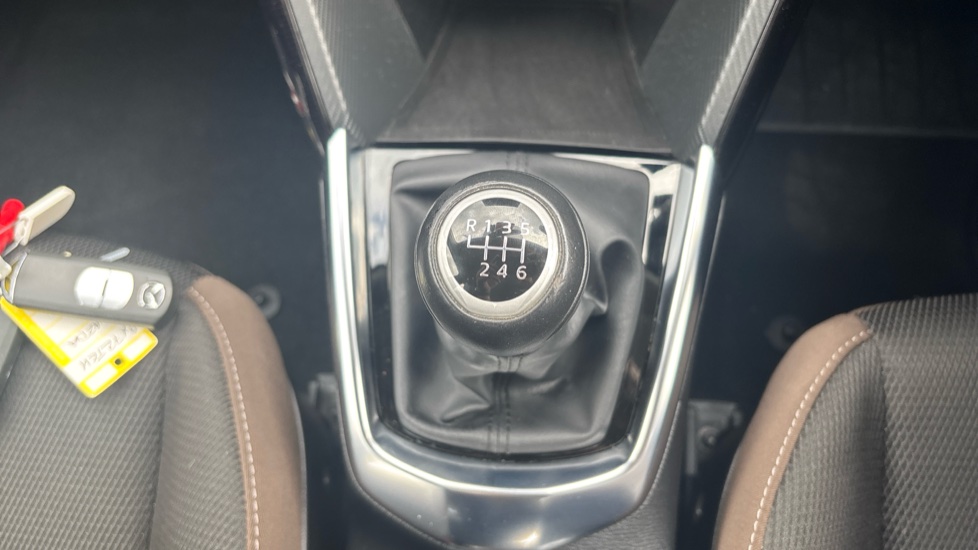 Mazda 2 1.5 Skyactiv G 75 SE-L 5dr Petrol Hatchback - Image 41