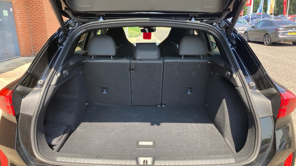 CUPRA Terramar 1.5 eTSI 150 V2 5dr DSG Petrol Hatchback - Image 4