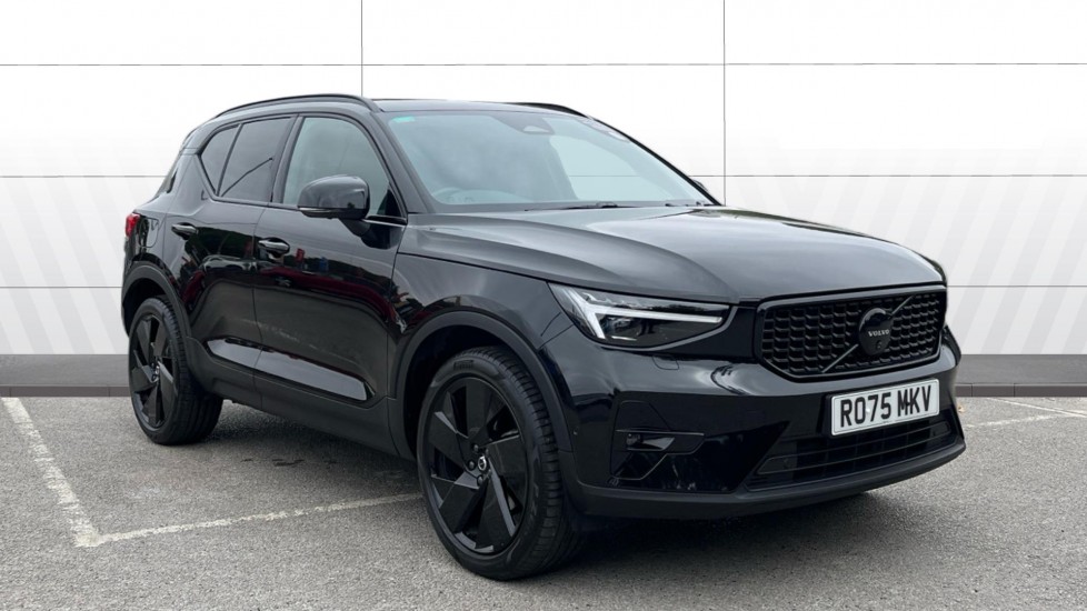 Volvo XC40 2.0 B4P Ultra Black Edition 5dr Auto Petrol Estate - Image 1