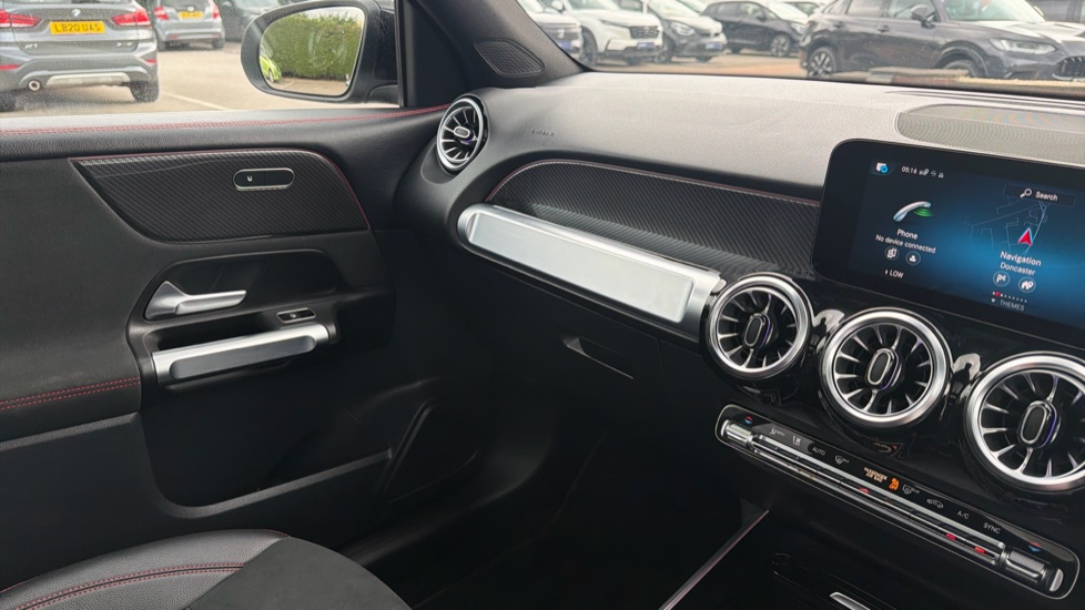 Mercedes-Benz GLB 200 AMG Line Premium Plus 5dr 7G-Tronic Petrol Estate - Image 24