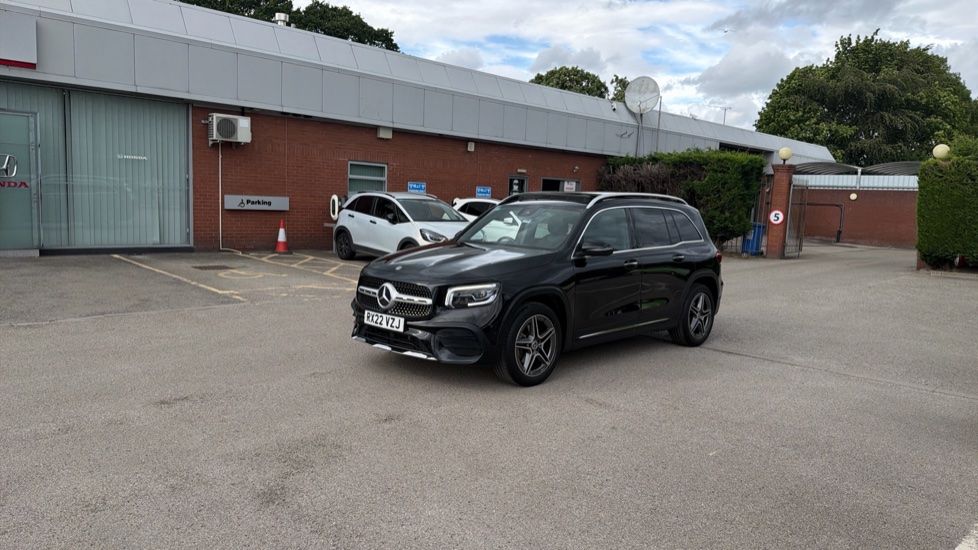 Mercedes-Benz GLB 200 AMG Line Premium Plus 5dr 7G-Tronic Petrol Estate - Image 31