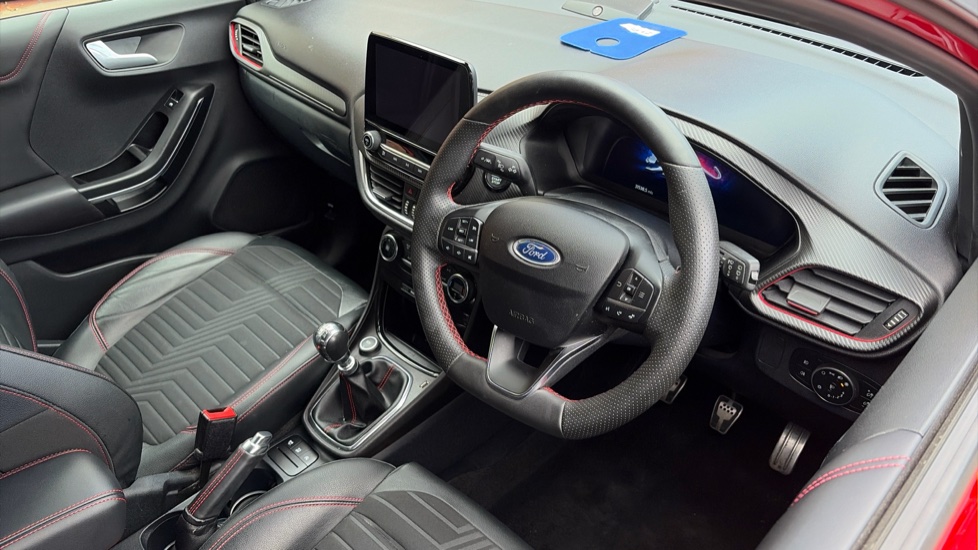 Ford Puma 1.0 EcoBoost Hybrid mHEV ST-Line X 5dr Petrol Hatchback - Image 11