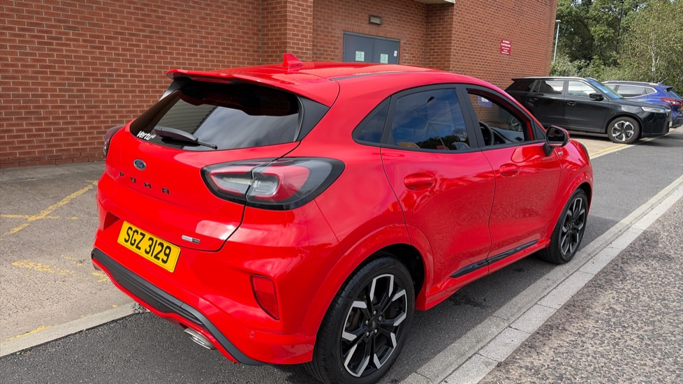 Ford Puma 1.0 EcoBoost Hybrid mHEV ST-Line X 5dr Petrol Hatchback - Image 53