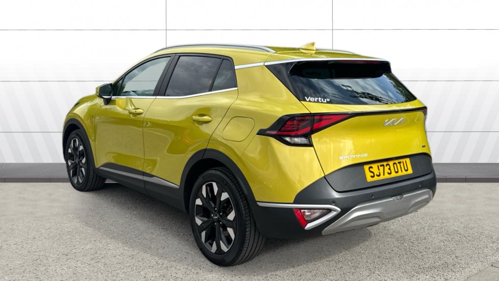 Kia Sportage 1.6T GDi PHEV 3 5dr Auto AWD Estate - Image 2