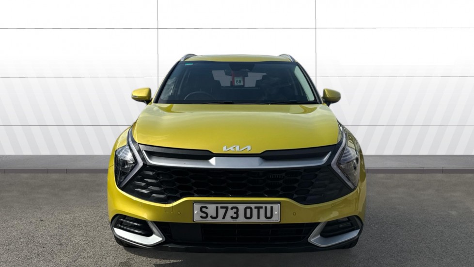Kia Sportage 1.6T GDi PHEV 3 5dr Auto AWD Estate - Image 3