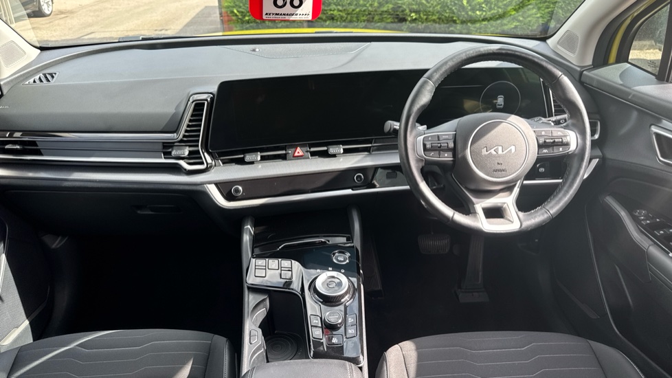 Kia Sportage 1.6T GDi PHEV 3 5dr Auto AWD Estate - Image 10