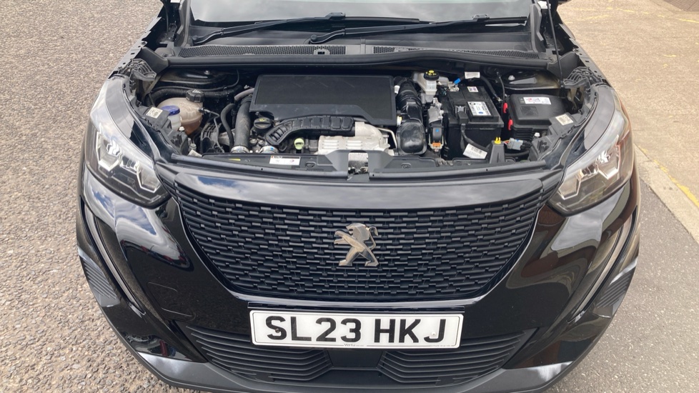 Peugeot 2008 1.2 PureTech Active Premium+ 5dr Petrol Estate - Image 8