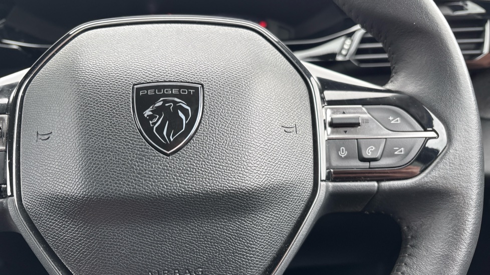 Peugeot 308 1.2 PureTech Allure Premium 5dr EAT8 Petrol Hatchback - Image 27