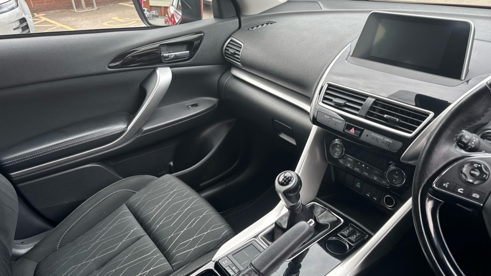 Mitsubishi Eclipse Cross 1.5 Dynamic 5dr Petrol Hatchback - Image 14