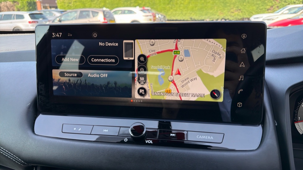 Nissan Qashqai 1.3 DiG-T MH 158 N-Connecta 5dr 4WD Xtronic Petrol Hatchback - Image 33