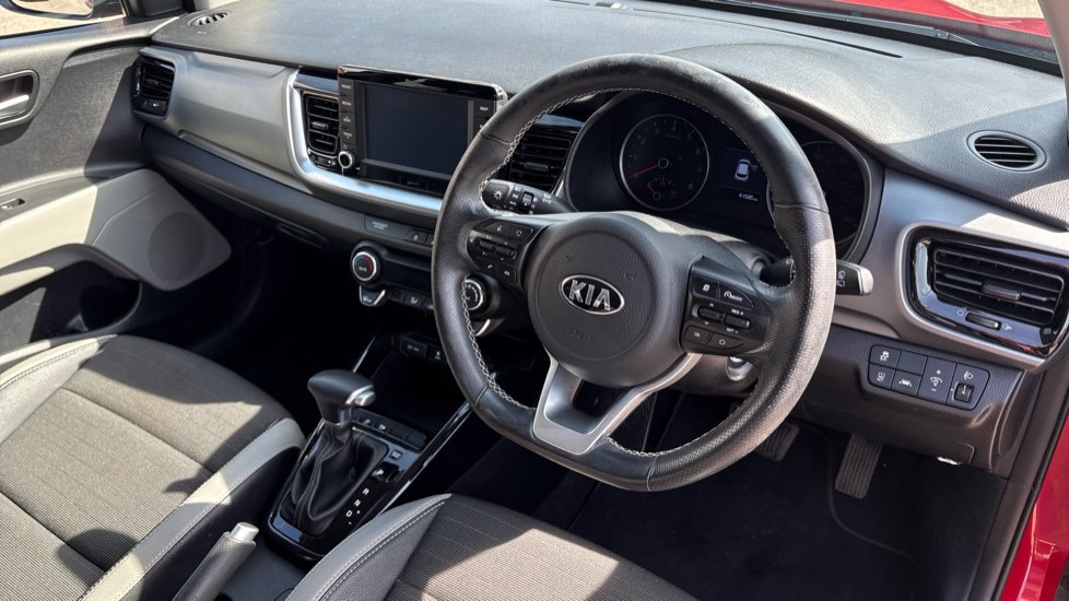 Kia Stonic 1.0T GDi 3 5dr Auto Petrol Estate - Image 11