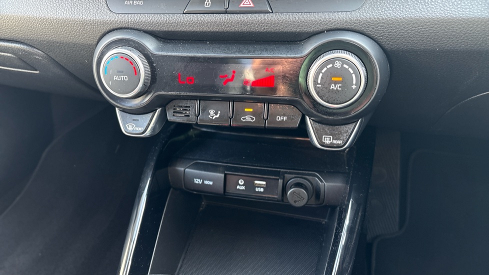 Kia Stonic 1.0T GDi 3 5dr Auto Petrol Estate - Image 31