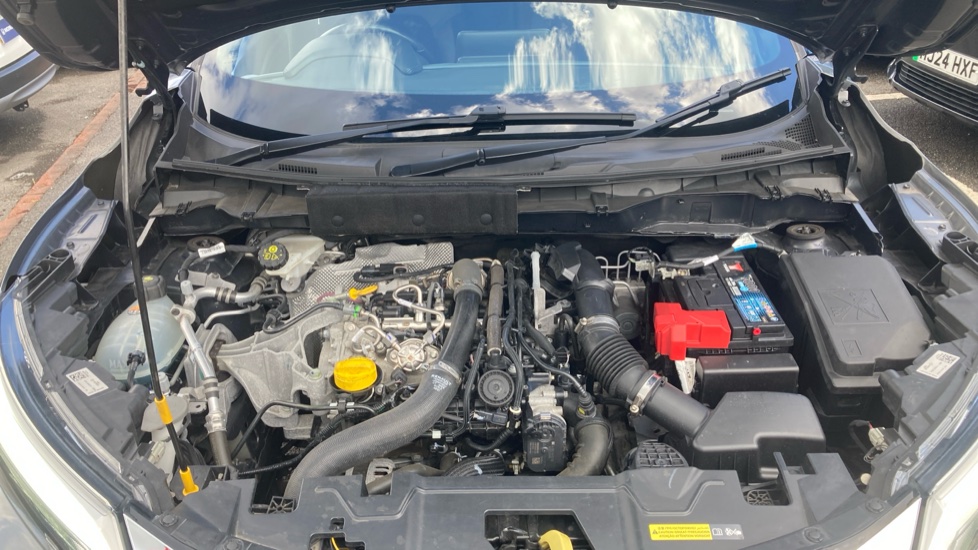 Nissan Juke 1.0 DiG-T 114 Tekna 5dr DCT Petrol Hatchback - Image 8