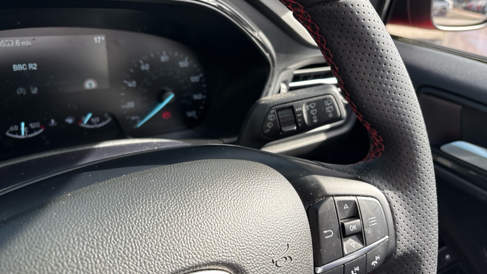 Ford Focus 1.0 EcoBoost Hybrid mHEV 155 ST-Line Edition 5dr Petrol Hatchback - Image 28
