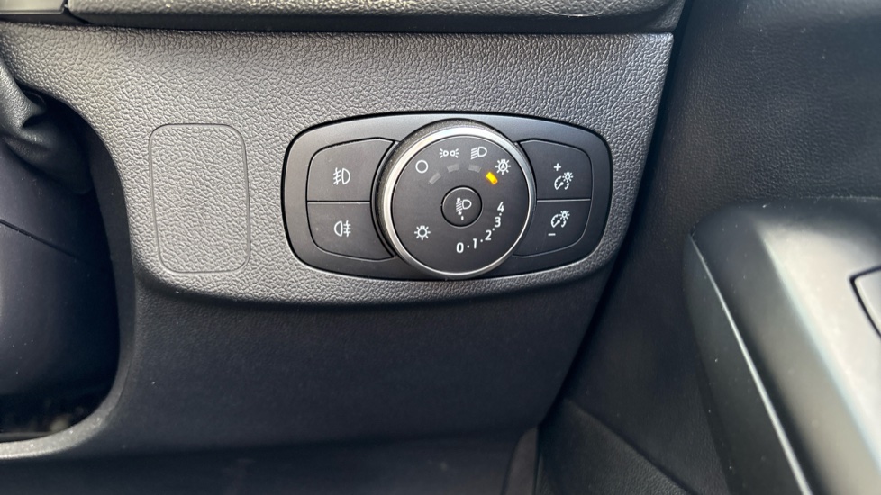 Ford Focus 1.0 EcoBoost Hybrid mHEV 155 ST-Line Edition 5dr Petrol Hatchback - Image 30