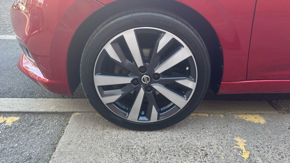 Nissan Micra 1.0 IG-T 92 Tekna 5dr Petrol Hatchback - Image 41