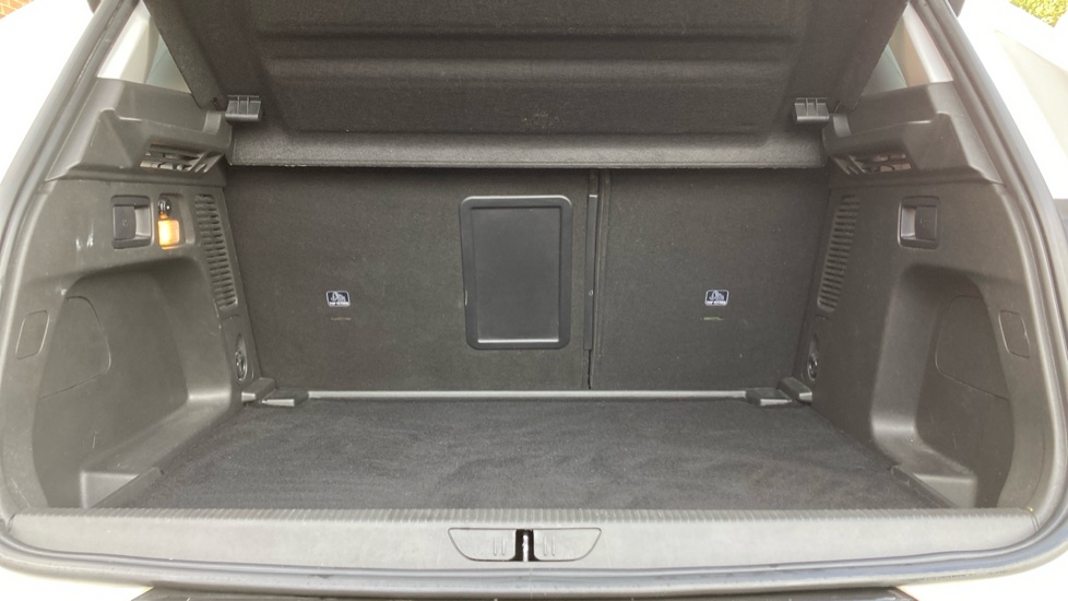 Vauxhall Grandland X 1.2 Turbo SRi Nav 5dr Auto Petrol Hatchback - Image 4