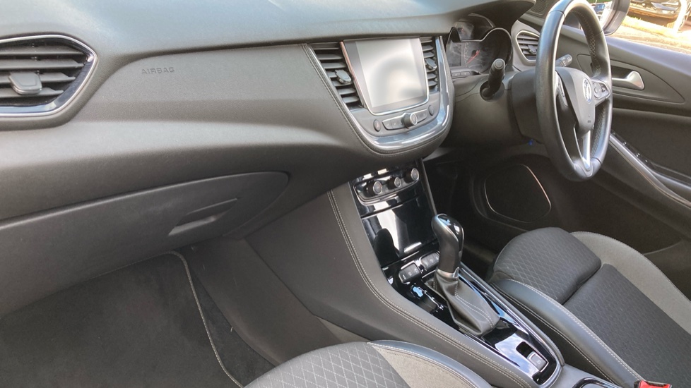 Vauxhall Grandland X 1.2 Turbo SRi Nav 5dr Auto Petrol Hatchback - Image 9