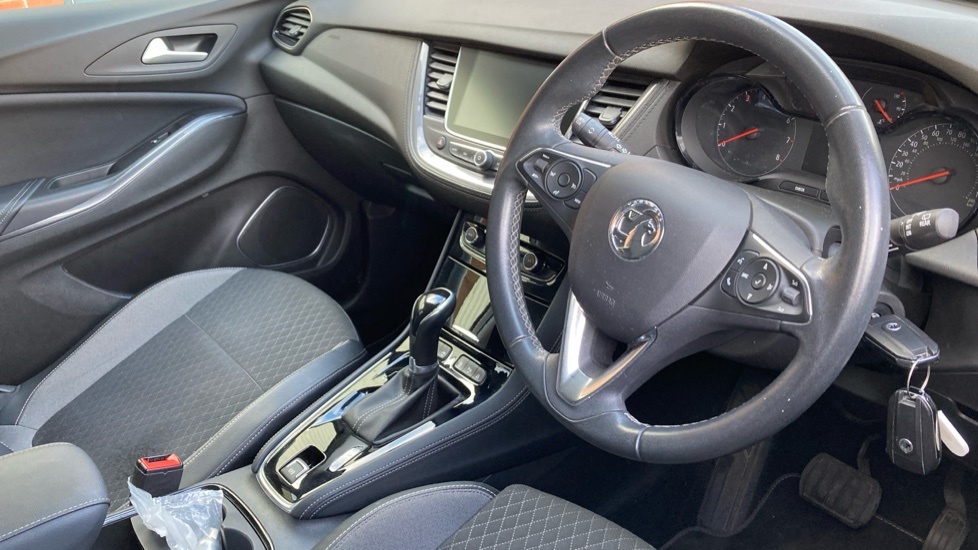 Vauxhall Grandland X 1.2 Turbo SRi Nav 5dr Auto Petrol Hatchback - Image 11
