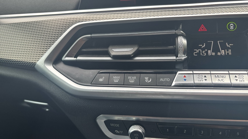 BMW X5 xDrive M50d 5dr Auto Diesel Estate - Image 37